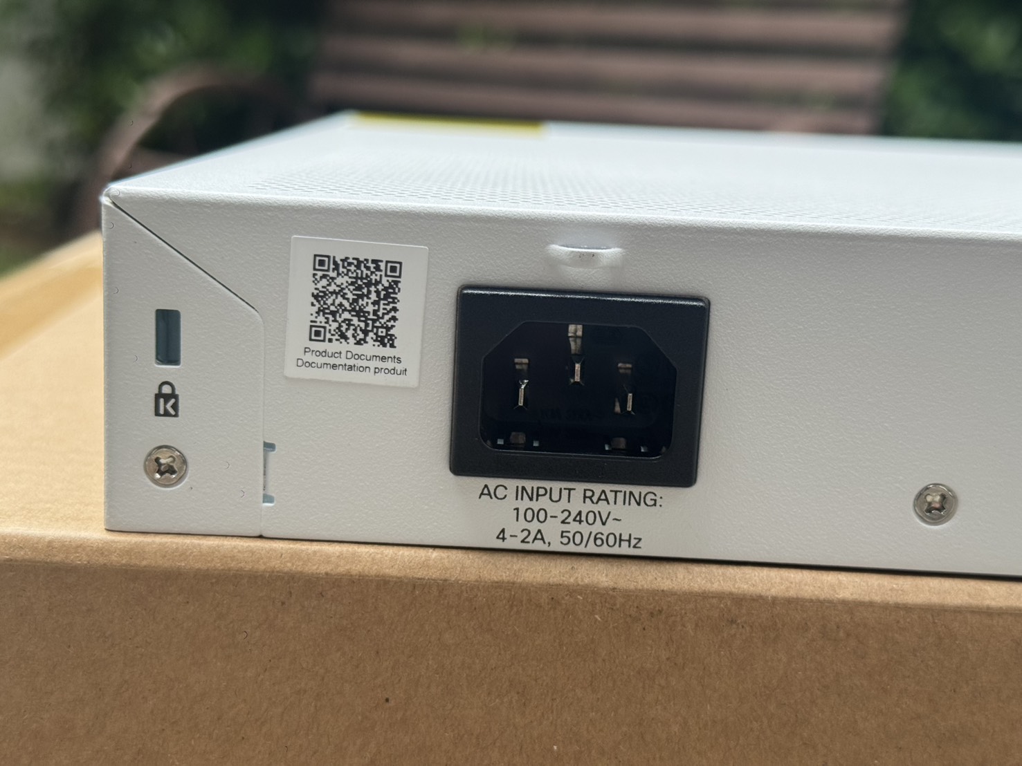 สวิตซ์ C1300-24P-4G Cisco Catalyst 1300 24-port GE PoE 4x1G SFP ของใหม่