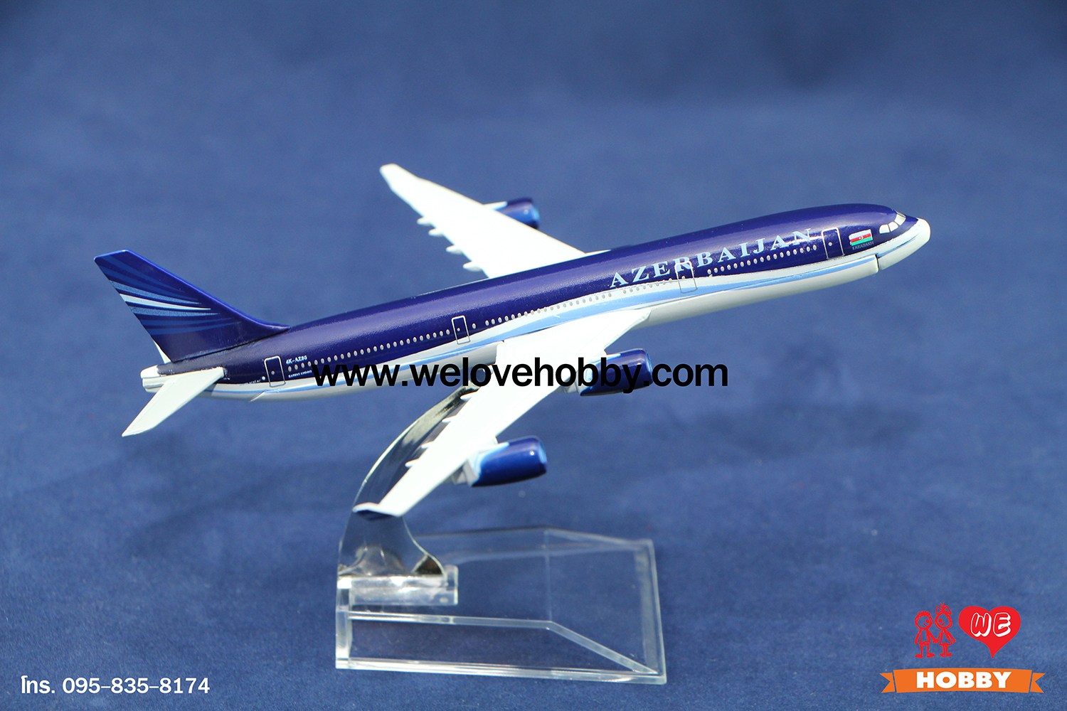 โมเดลเครื่องบิน Azerbaijan (Airbus A340-642) สีน้ำเงิน อาเซอร์ไบจาน