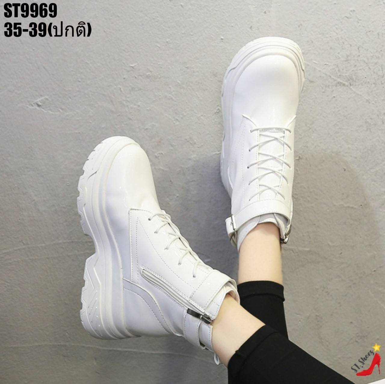 รองเท้าผ้าใบแฟชั่นหุ้มข้อแต่งเข็มขัด (สีดำ)