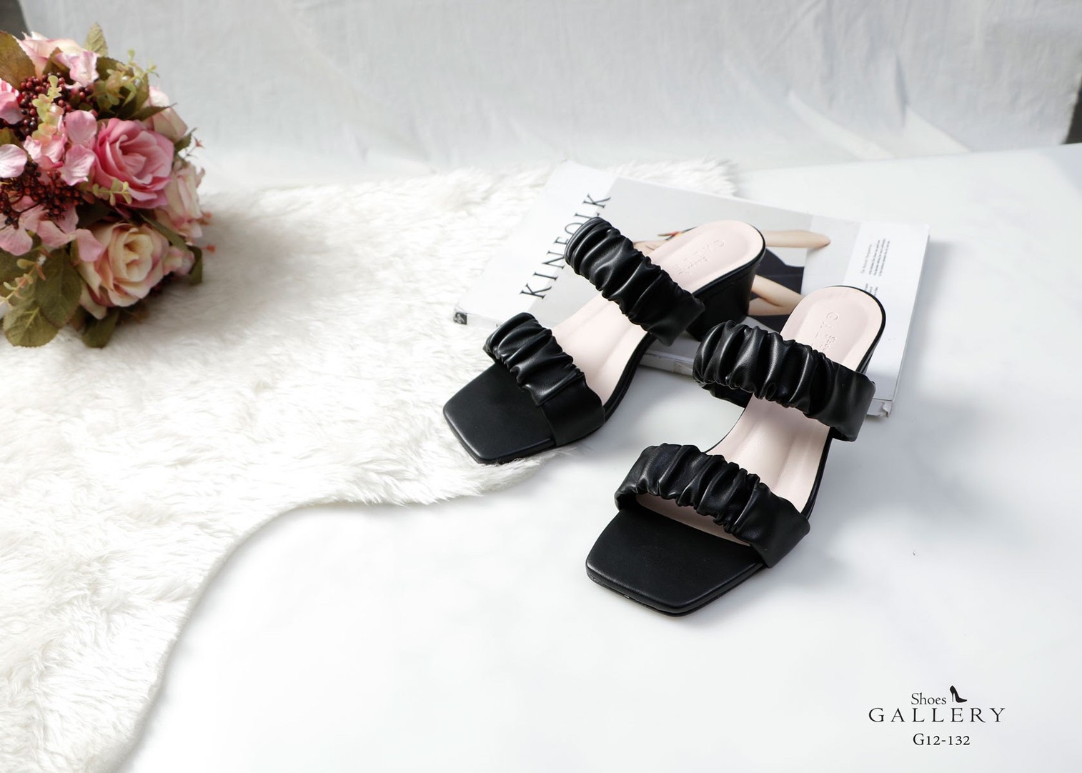 รองเท้าส้นเตี้ยสองตอน (สีฟ้า)