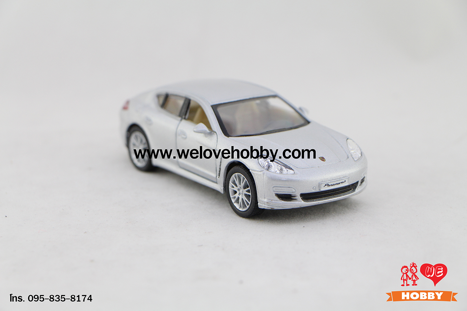 โมเดลรถซุปเปอร์ คาร์ Porsche Panamera สีเทา Scale 1:40