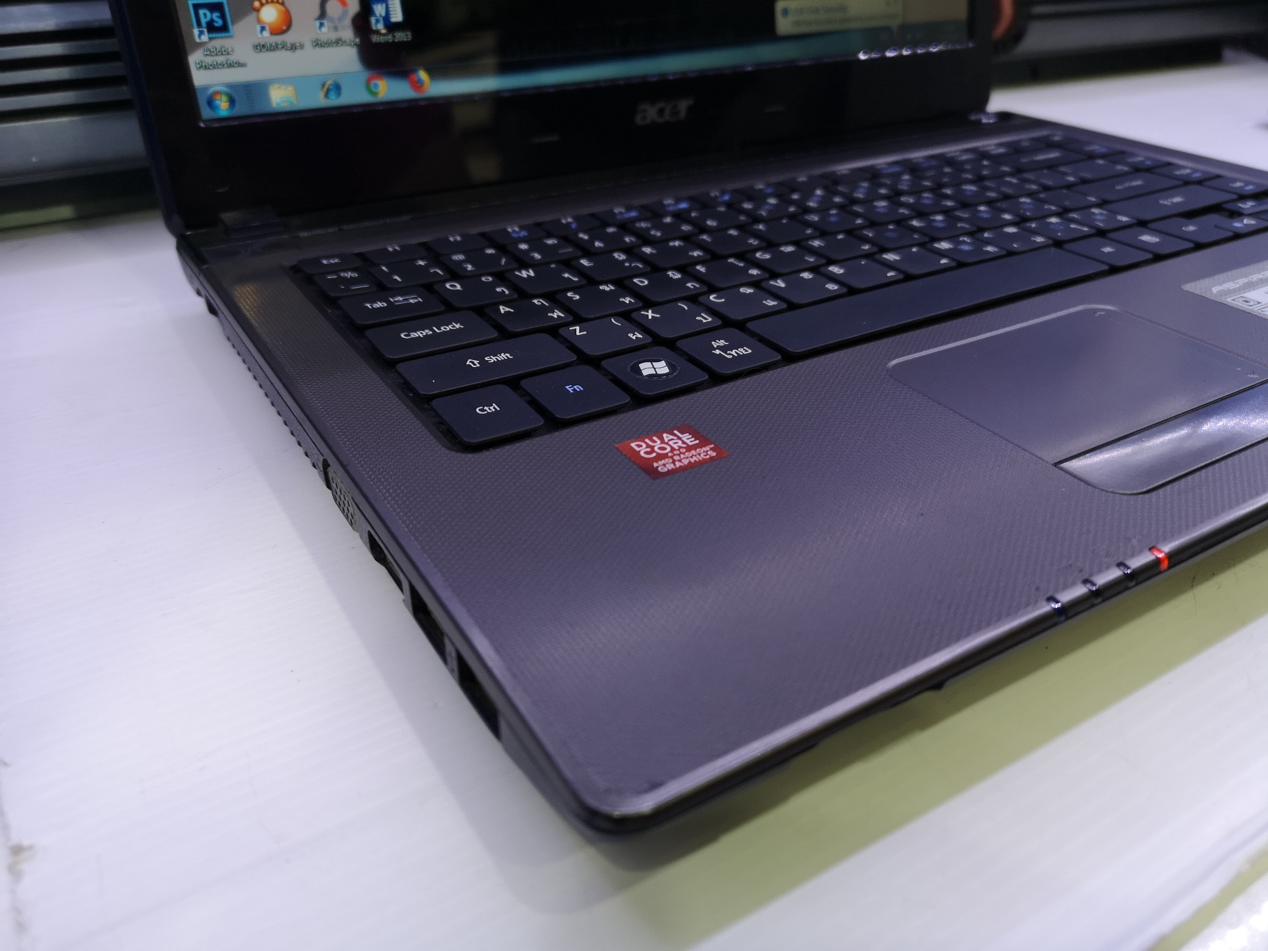 ACER Aspire 4560G มีตำหนิ
