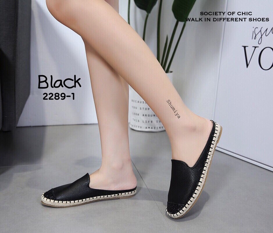 รองเท้าสวมแต่งกากเพชร (สีชมพู)