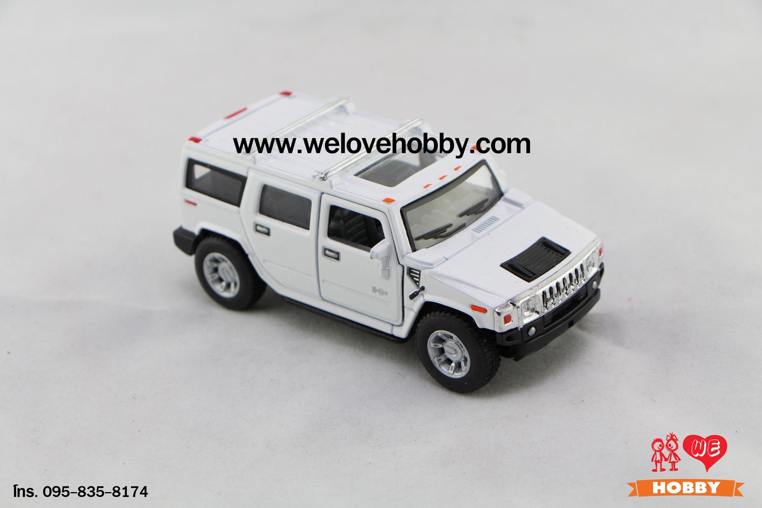 โมเดลรถ 2008 Hummer H2 SUV สีขาว Scale 1:40