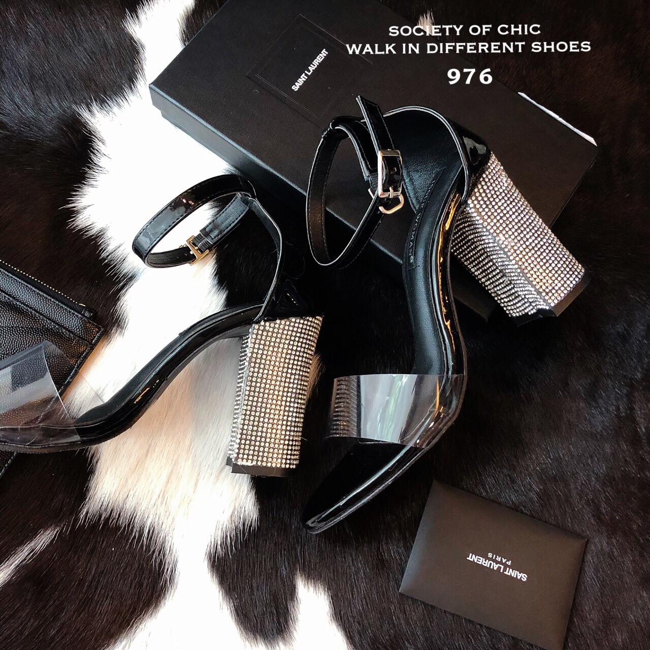 รองเท้าส้นเพชรคาดหน้าใสนิ่ม (สีเงิน)