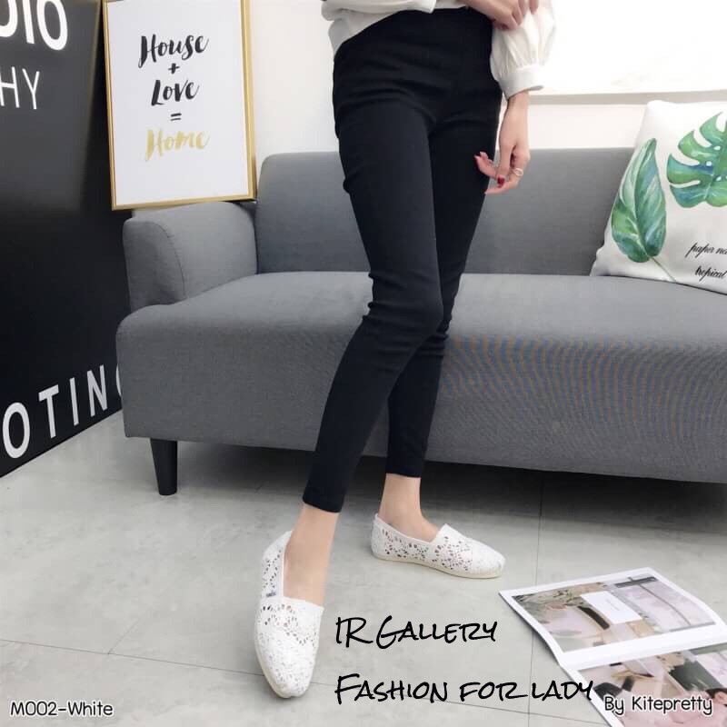 รองเท้าลูกไม้ Style Toms (สีเทา)