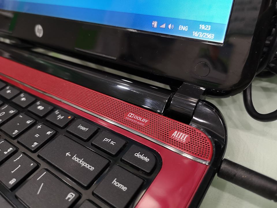 HP Pavilion Slim 14-b011TX