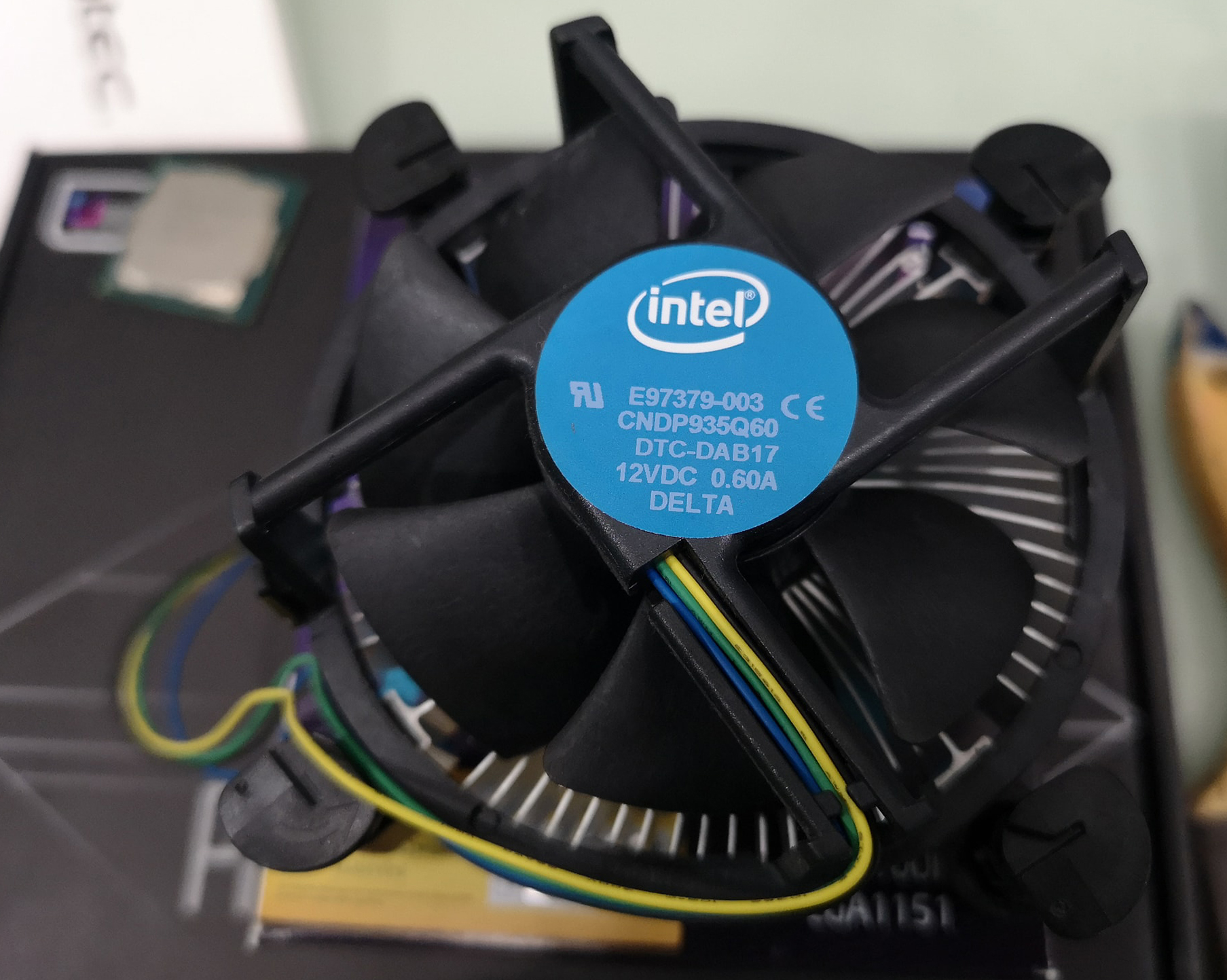 1151 i3-9100F ประกัน Advice 03/2022 ครบกล่อง