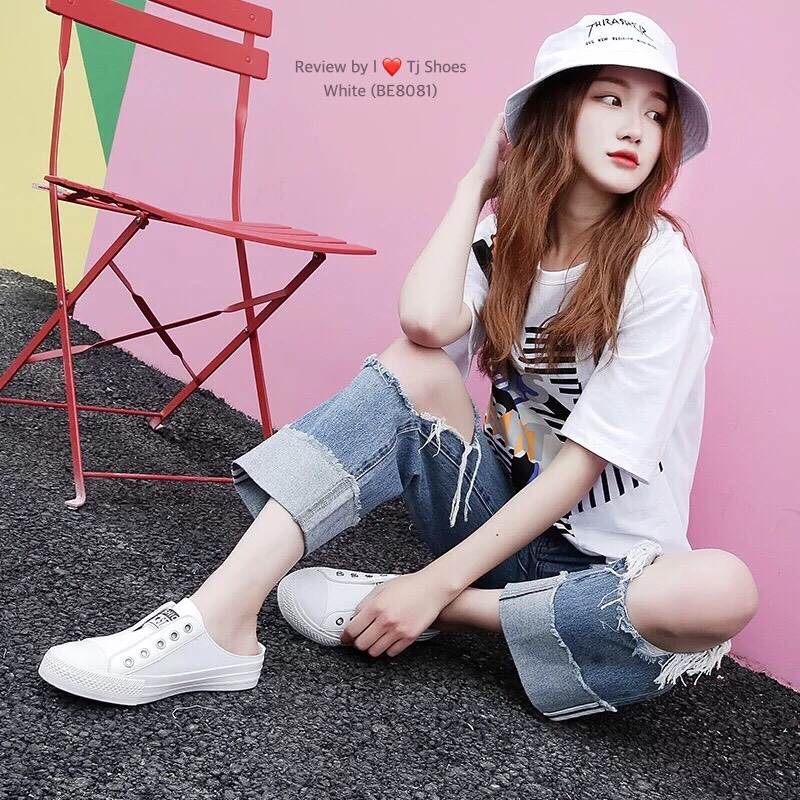 รองเท้าผ้าใบเปิดส้นทรงสวม (สีครีม)