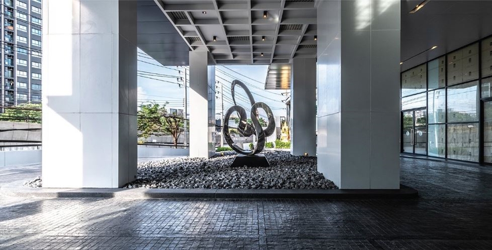 อาคารเมเจอร์ ทาวเวอร์ สำนักงานให้เช่าย่านถนนรามคำแหง กรุงเทพฯ ใกล้สถานีรถไฟฟ้าสายสีส้ม สถานีรามคำแหง 12