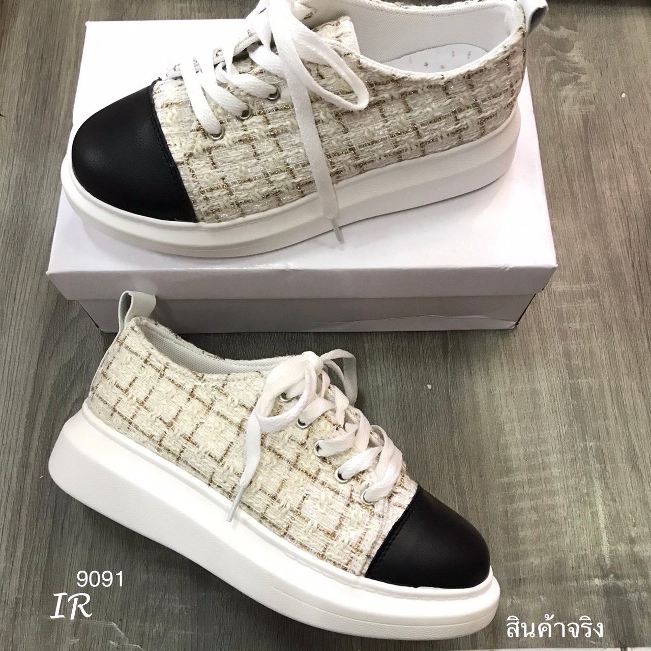 รองเท้าผ้าใบผ้าทวิสสไตล์ลำลอง