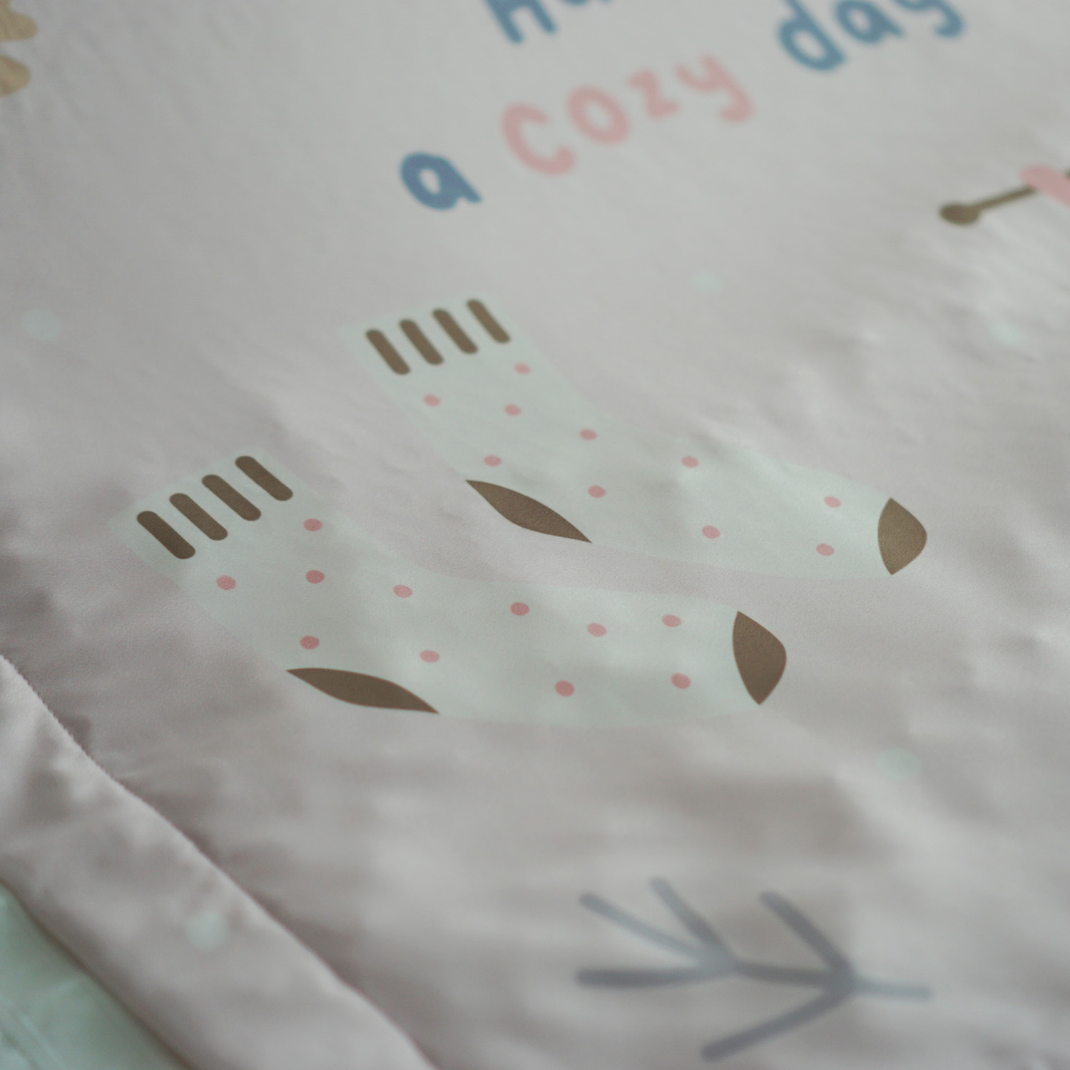 ผ้าห่ม สั่งทำใส่ชื่อ ลาย Cozy Collection - Pink