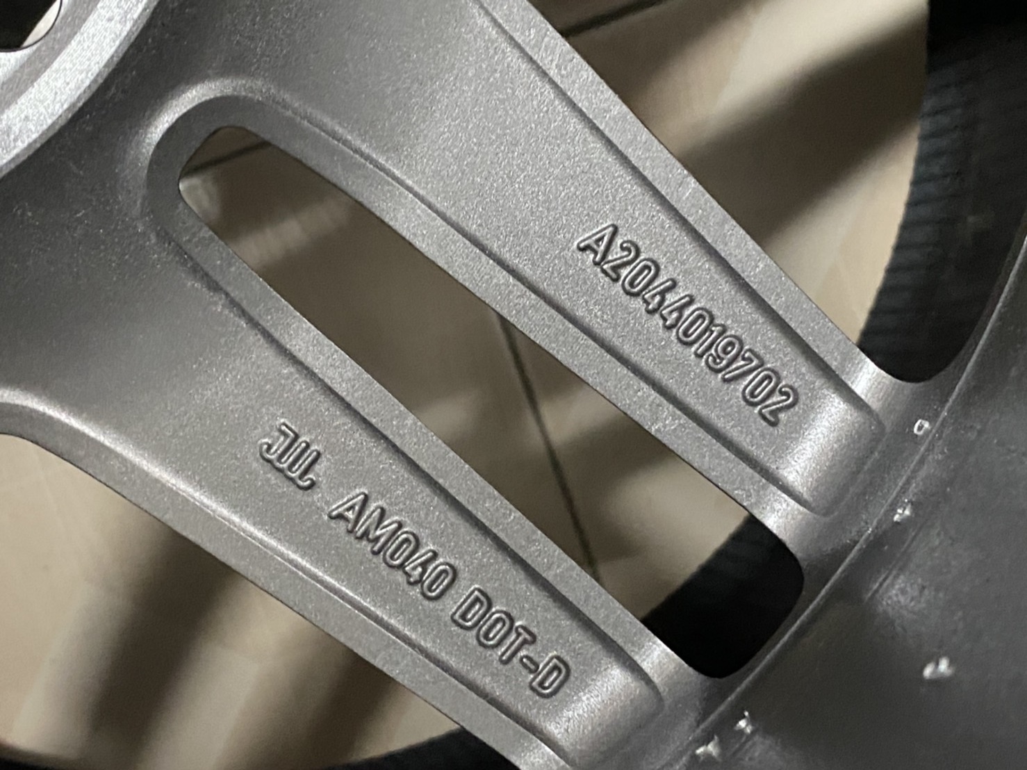 ล้อแท้ AMG ST4 17" w204