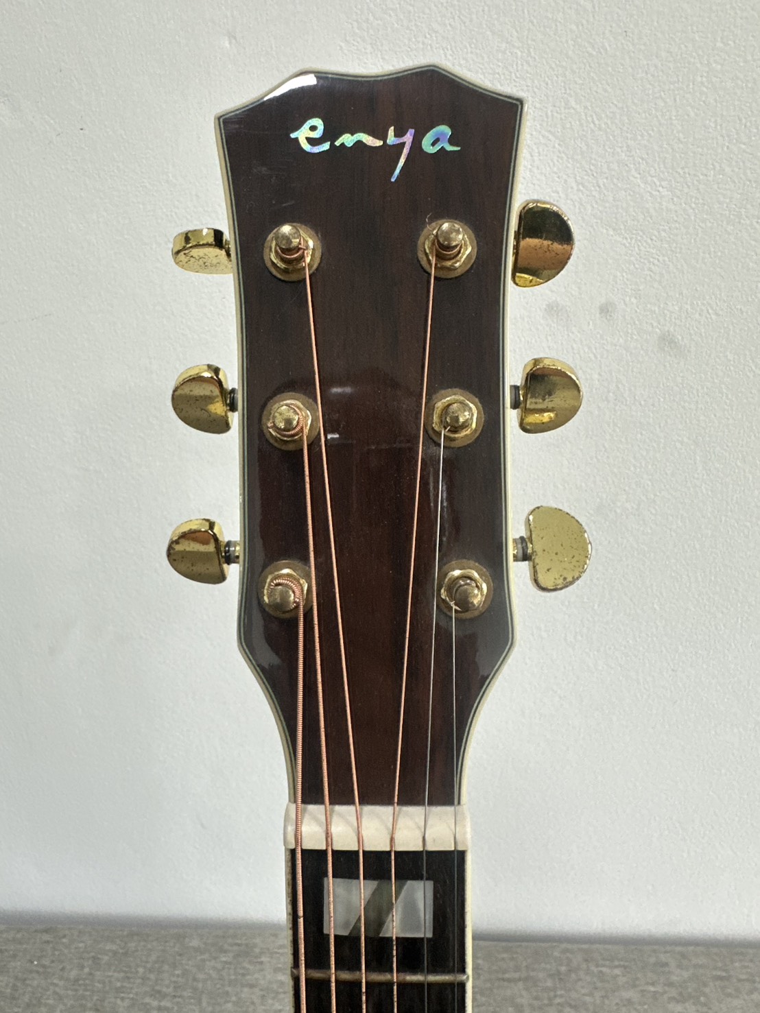 กีต้าร์โปร่งไฟฟ้า Enya รุ่น Ed18 EQ