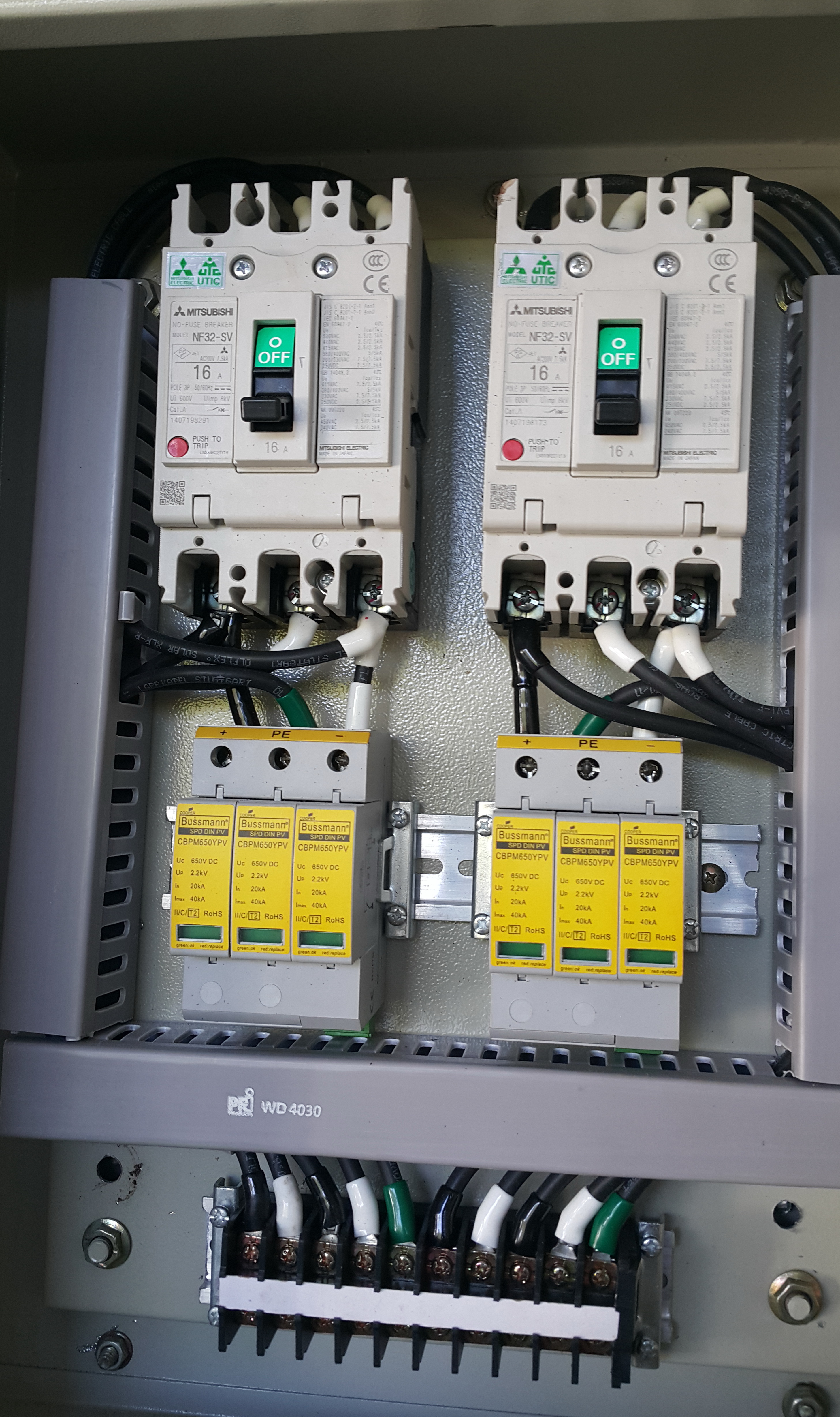 DC AC Braker Surge Protection