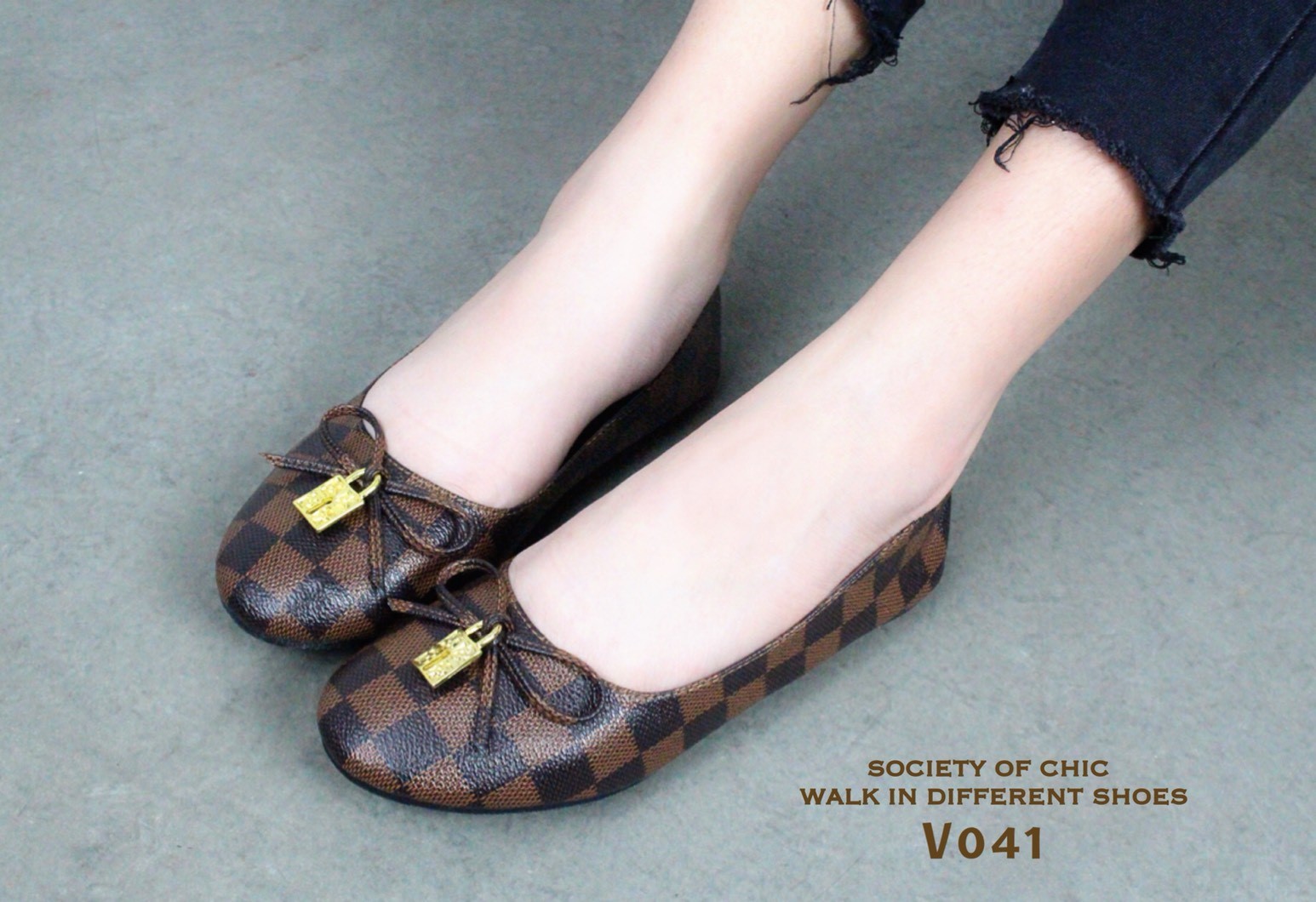 รองเท้าคัทชูส้นแบน Style Loius Damier