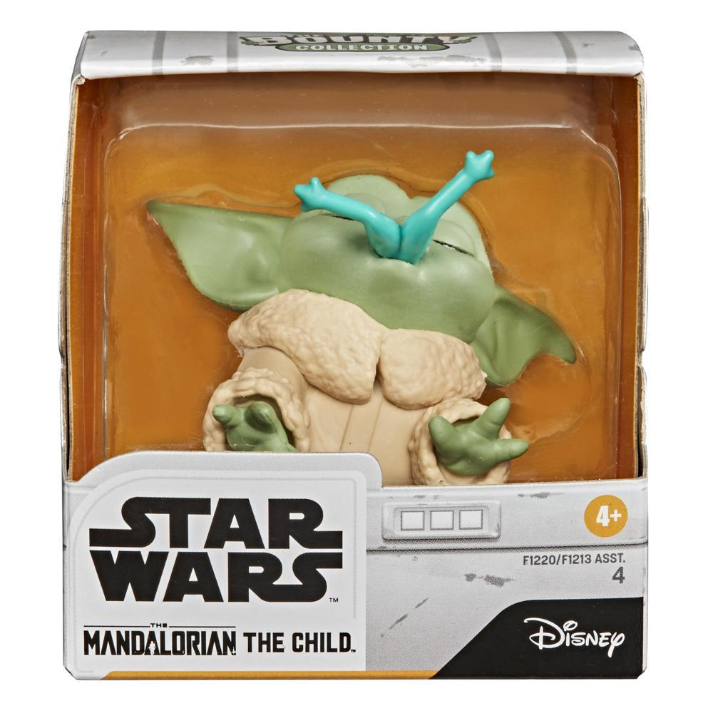 Hasbro Star Wars The Bounty Collection The Mandalorian The Child “Baby Yoda” Froggy Snack Pose Figure ฮาสโบร สตาร์ วอร์ส แมนดาโรเลี่ยน หุ่นโมเดลฟิกเกอร์ เบบี้ โยดา ฟร็อกกี้ สแน็ค โพส ขนาด2.2 นิ้ว(5.5ซม.) ลิขสิทธิ์แท้