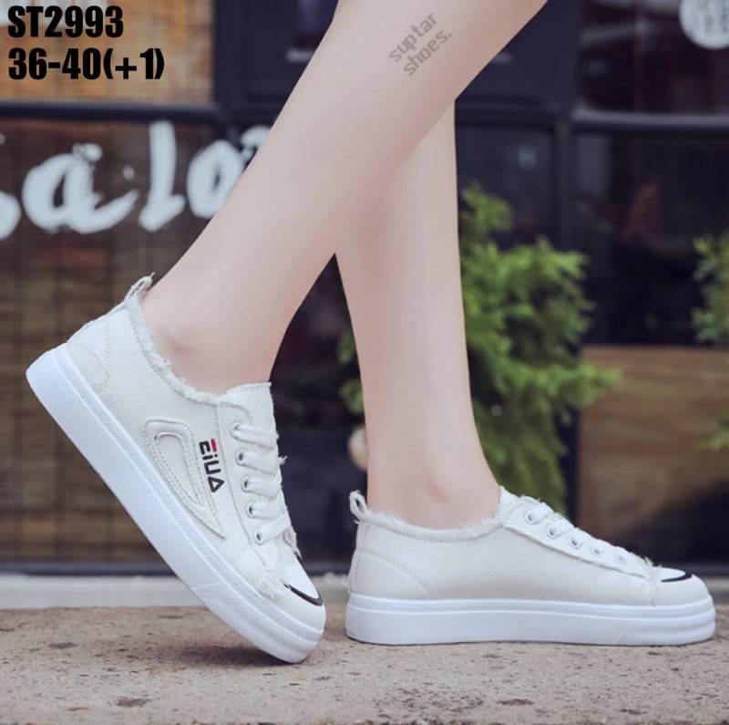 รองเท้าผ้าใบแคชชวลแต่งขอบ (สีดำ)