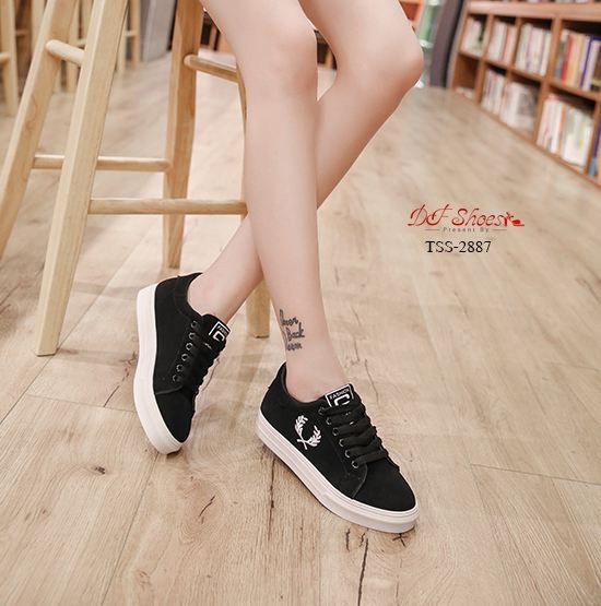 รองเท้าผ้าใบแฟั่นปักลายรวงข้าว (สีขาว)