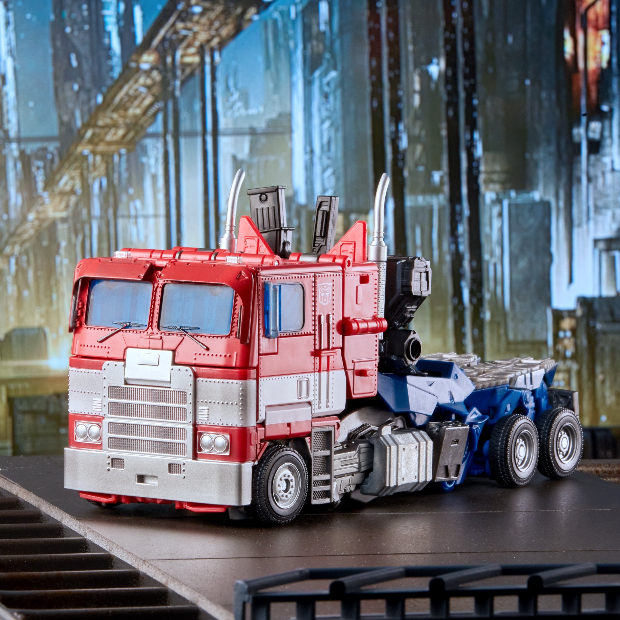 Hasbro Transformers Movie Masterpiece Series MPM-12 Optimus Prime Figure ฮาสโบร ทรานสฟอเมอร์ส มาสเตอร์พีซ MPM-12 หุ่นยนต์ออพติมัส ไพรม์ ขนาด 11 นิ้ว ลิขสิทธิ์แท้