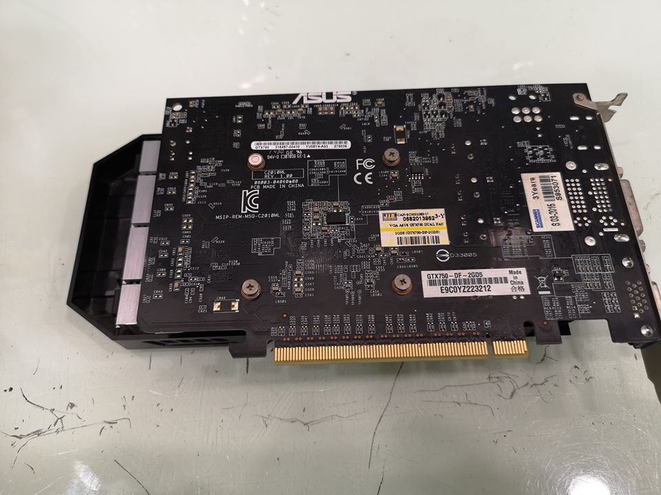 ASUS GTX750 2GB. DDR-5
