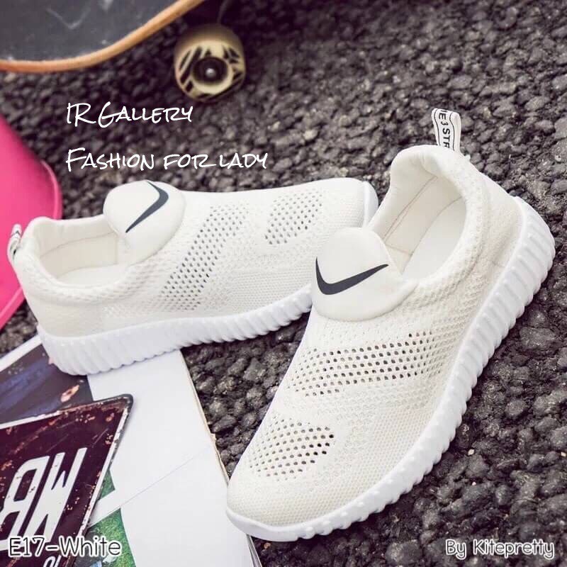 รองเท้าผ้าใบคอมฟอร์ตทรงสวมสไตล์ Sport (สีดำ)