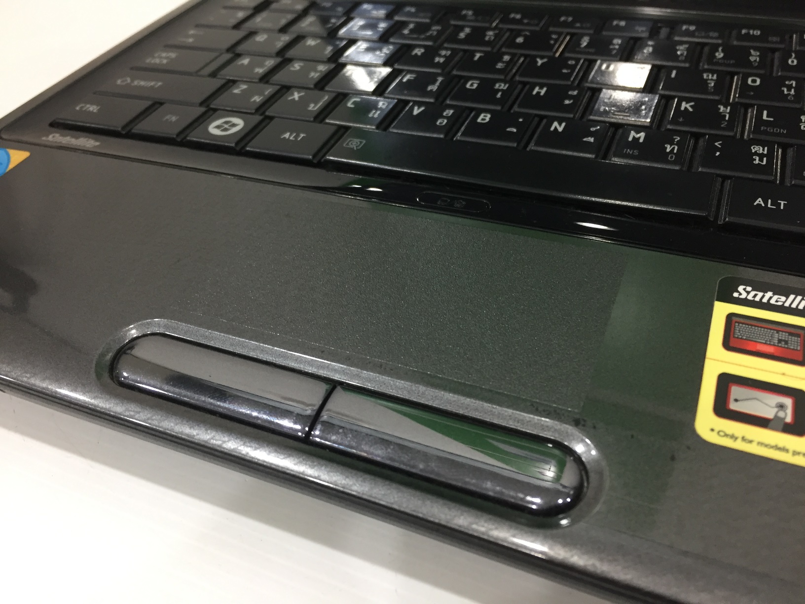 TOSHIBA Satellite L645