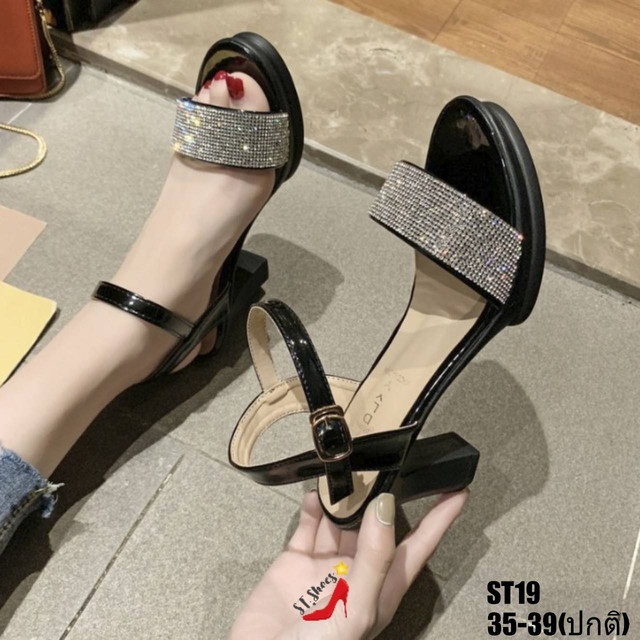 รองเท้าส้นแท่งคาดหน้เพชร (สีทอง)