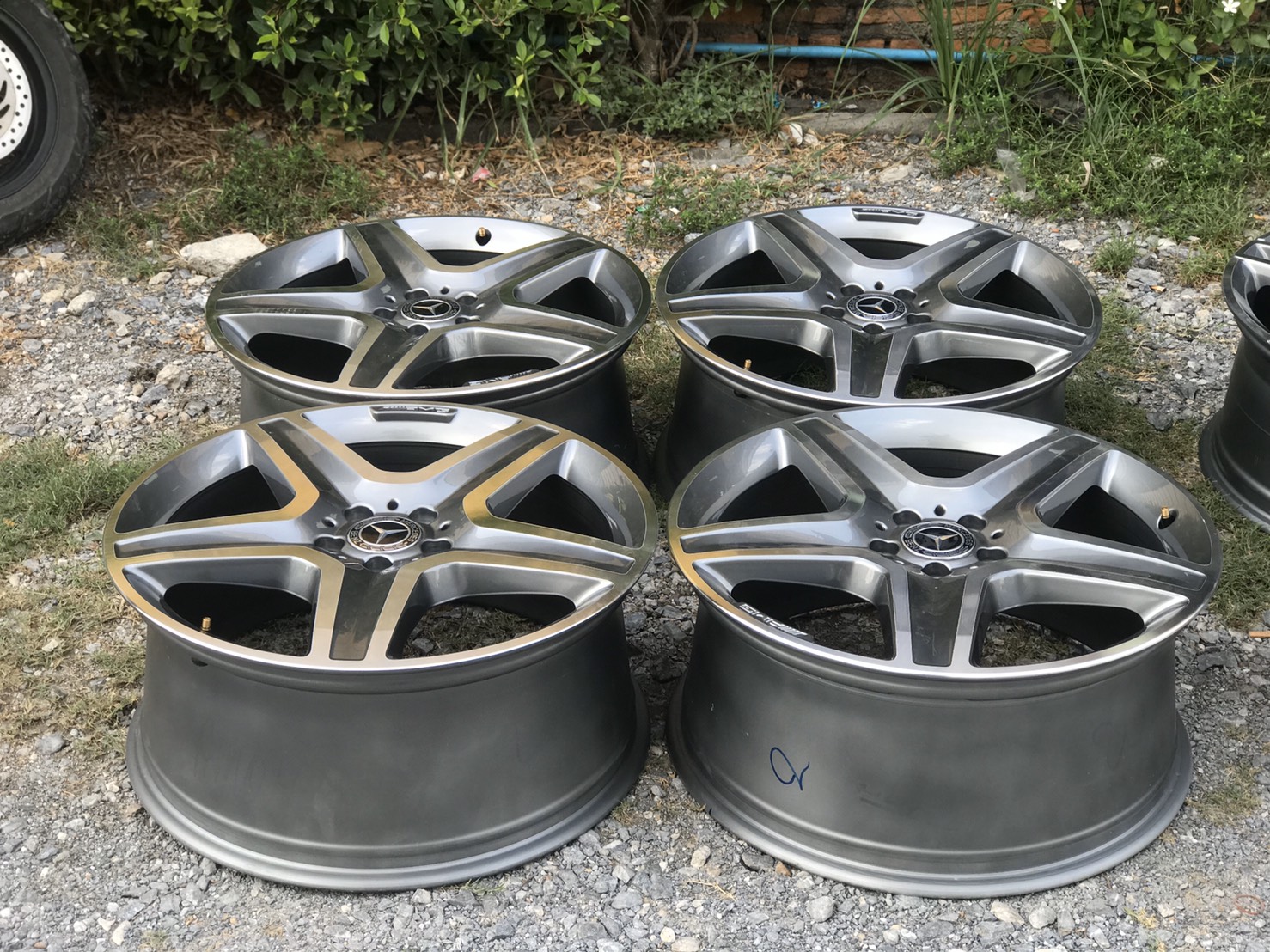 ล้อแท้ AMG ML166 20นิ้ว