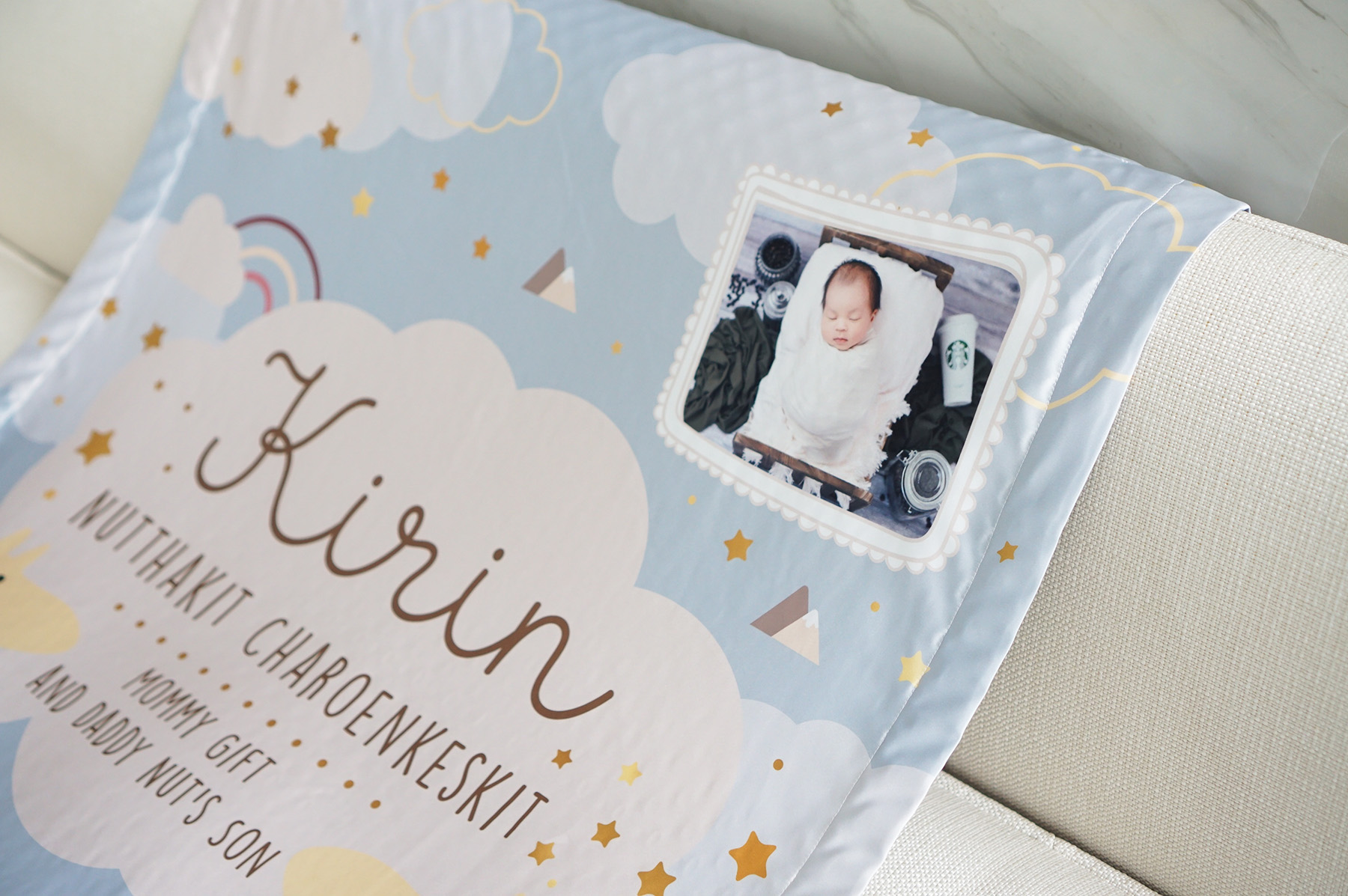 ผ้าห่ม สั่งทำใส่ชื่อ ลาย ยีราฟ Giraffe - Grey + ใส่รูปถ่าย