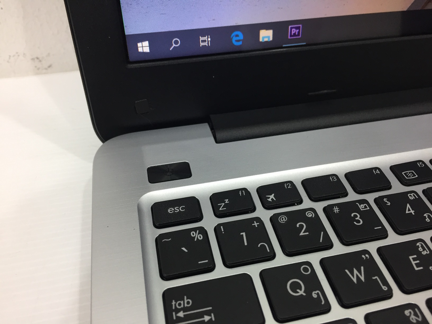 Asus K556UQ i7-6500U