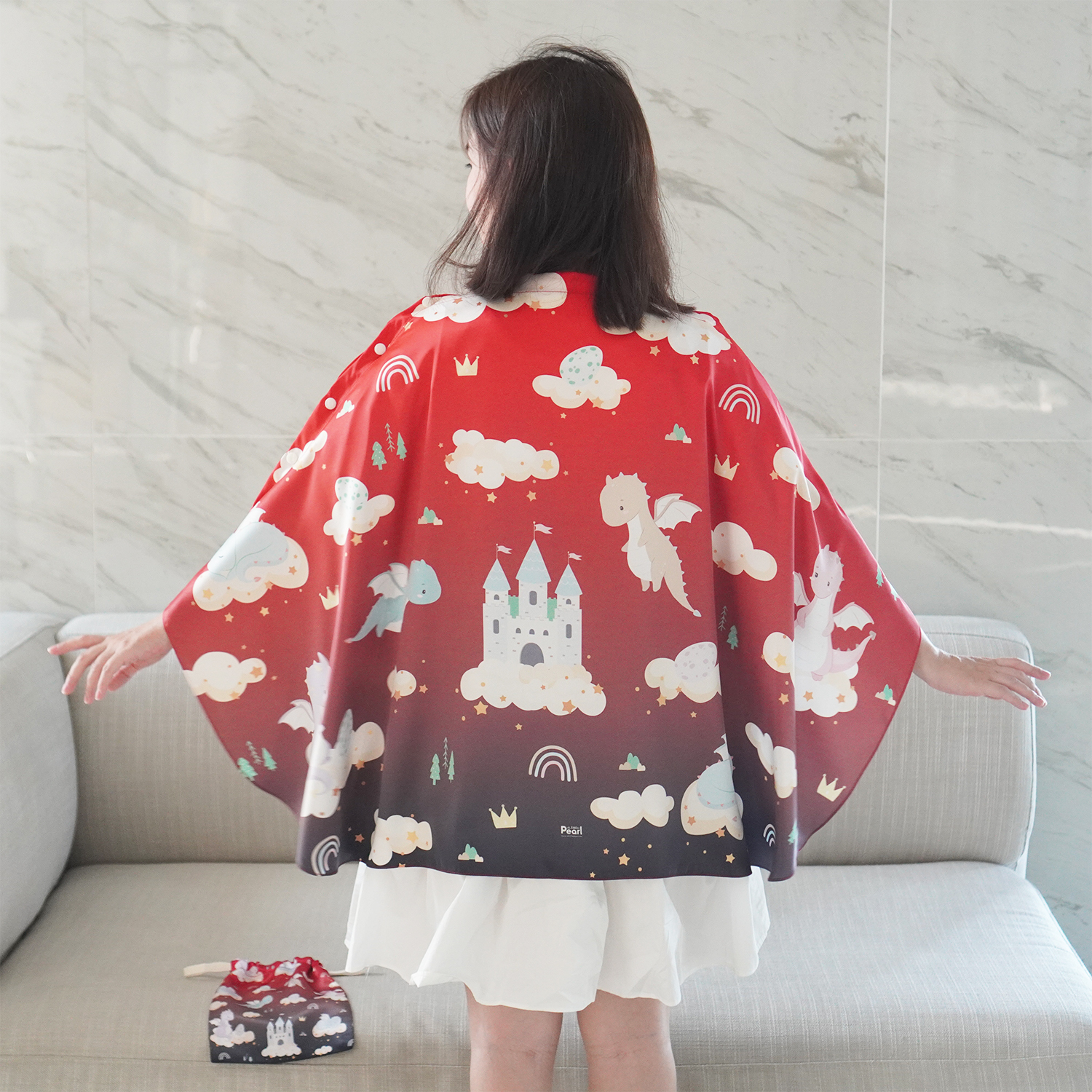ผ้าคลุมให้นม 3in1 (รุ่นมีกระดุม ถอดโครงได้) แบบสั่งทำใส่ชื่อ ลาย Dragon - Gradient - Red
