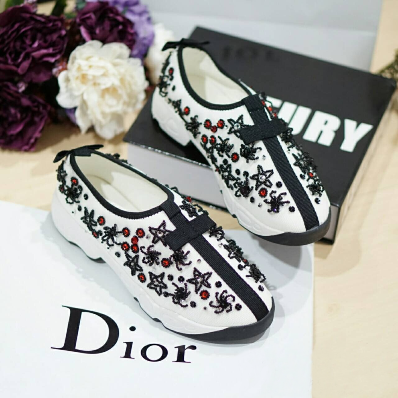 รองเท้า Dior Fusion Sneakers ลายปัดดาว