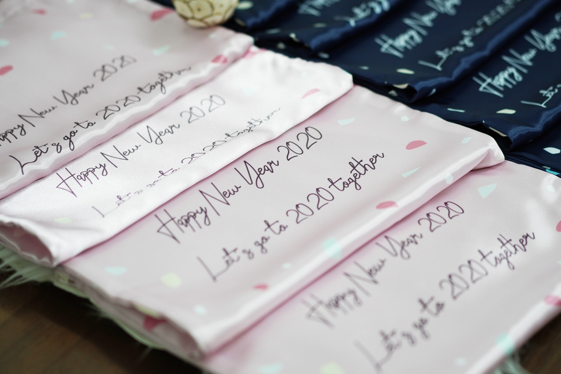 ถุงผ้าซาติน ไซส์ L สั่งทำใส่ชื่อ - Terrazzo