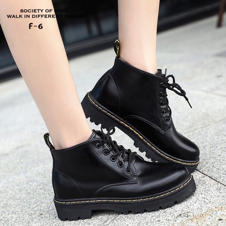 รองเท้าผ้าใบหุ้มข้อสไตล์ Dr.matens (สีเลือดหมู)