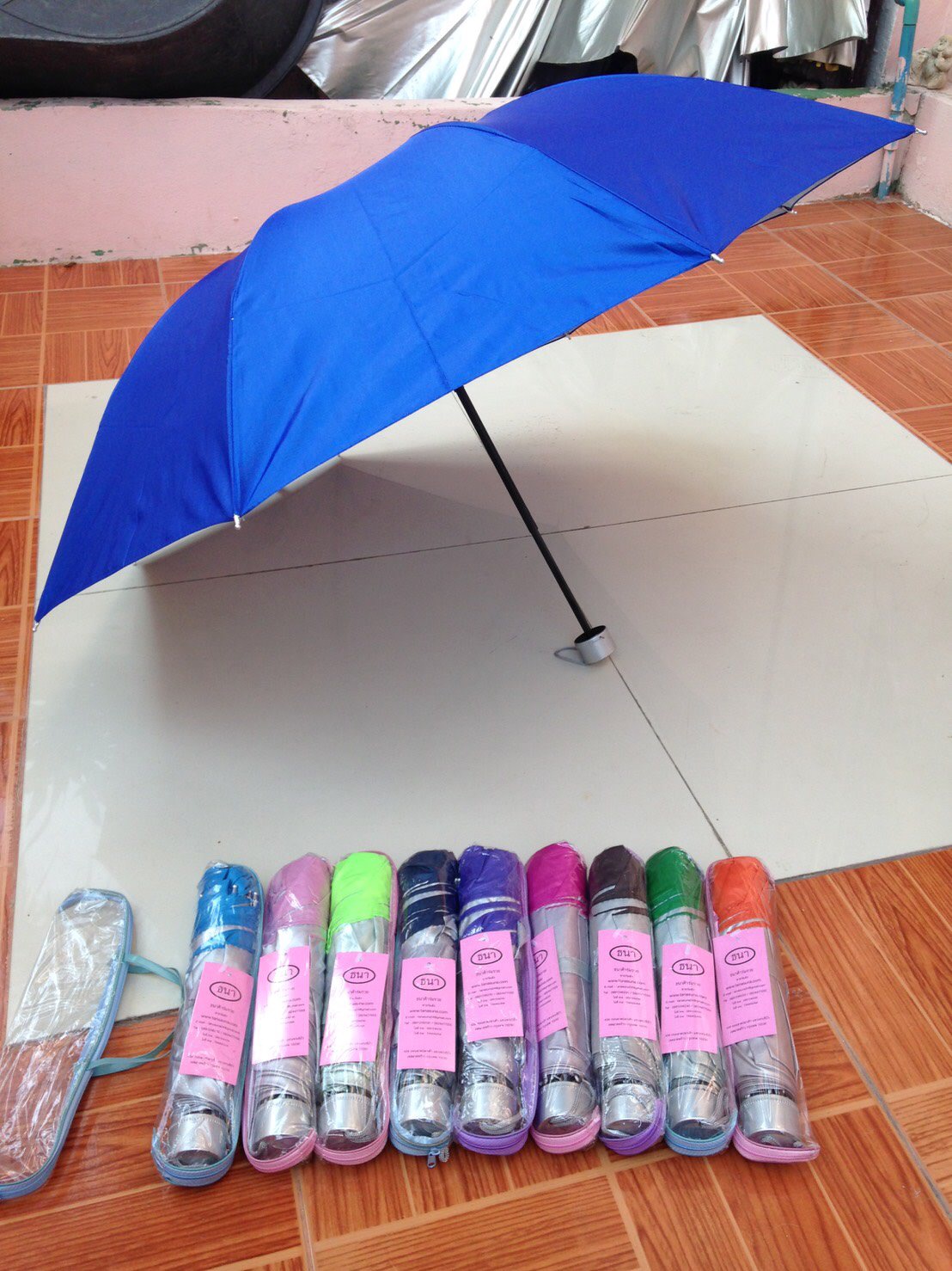 ร่มพับ3ตอนกระเป๋าแพค100คัน