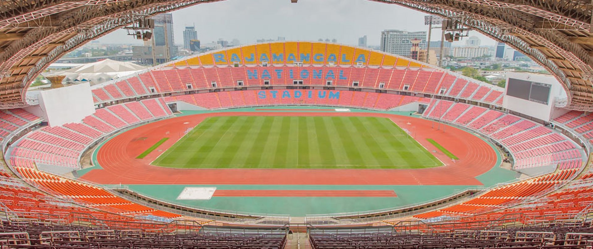 อาคาร ฤทธิ์รัตน (Ritratana Building) สำนักงานให้เช่าย่านรามคำแหง ใกล้รถไฟฟ้าสายสีส้ม สถานีรามคำแหง 12 เพียง 350 เมตร