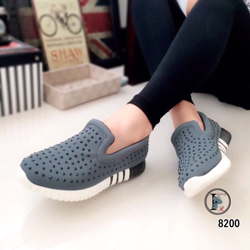 รองเท้า Zara Chunky (สีเทา)