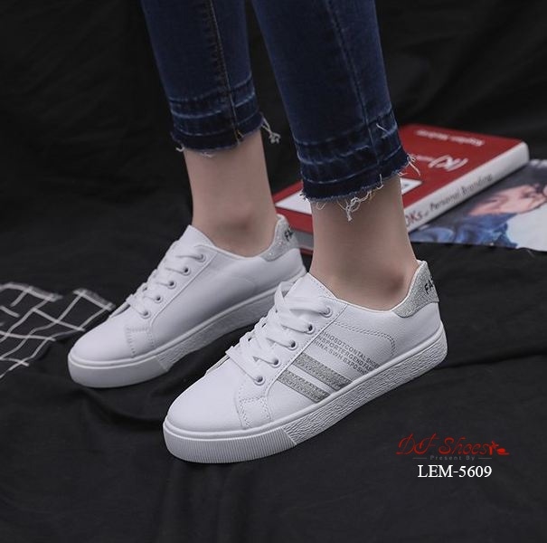 รองเท้าผ้าใบSport girl แต่งแถบกลิตเตอร์ (สีเงิน)