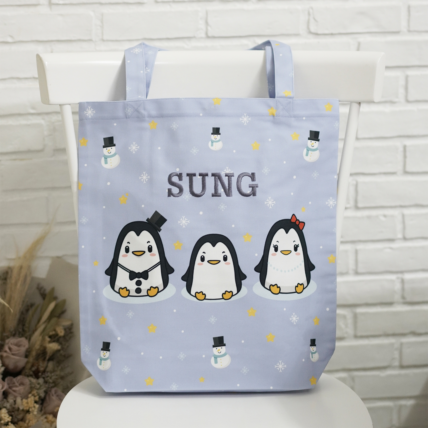 กระเป๋าผ้าแคนวาส ปักชื่อ ลาย Penguin - Blue