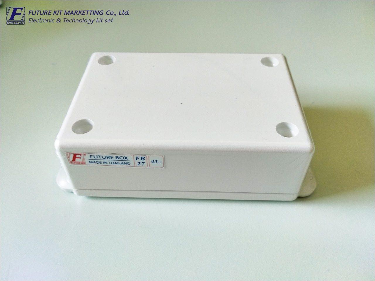 FutureBox FB27 กล่องอเนกประสงค์ มีปีกยึดน๊อต 2 ข้าง
