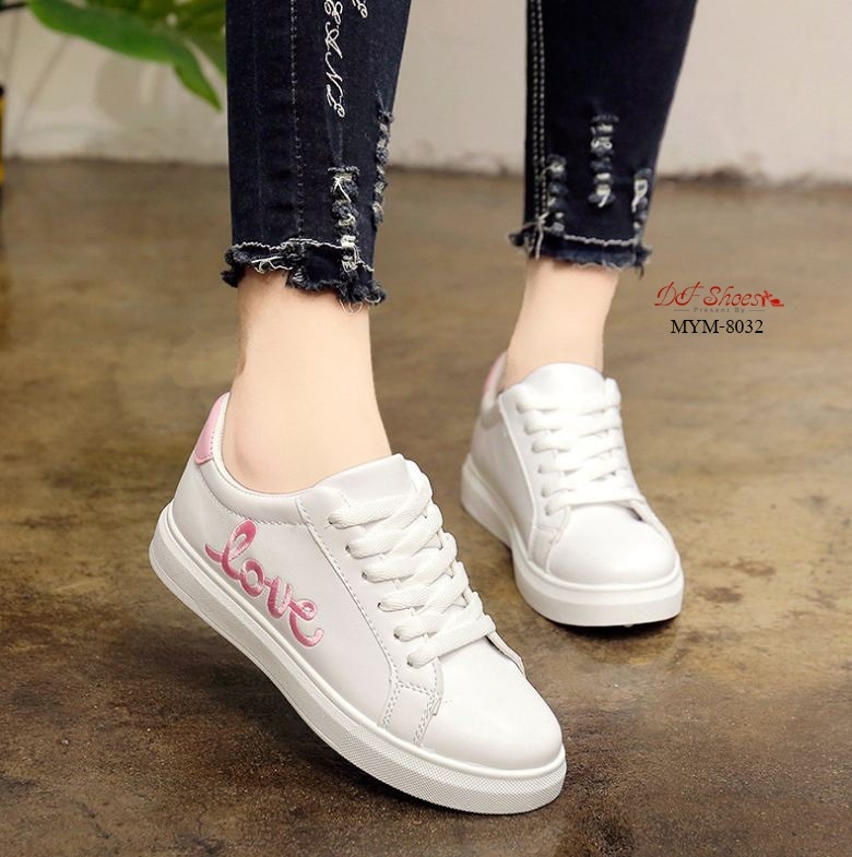 รองเท้าผ้าใบpuปักลายLove (สีชมพู)