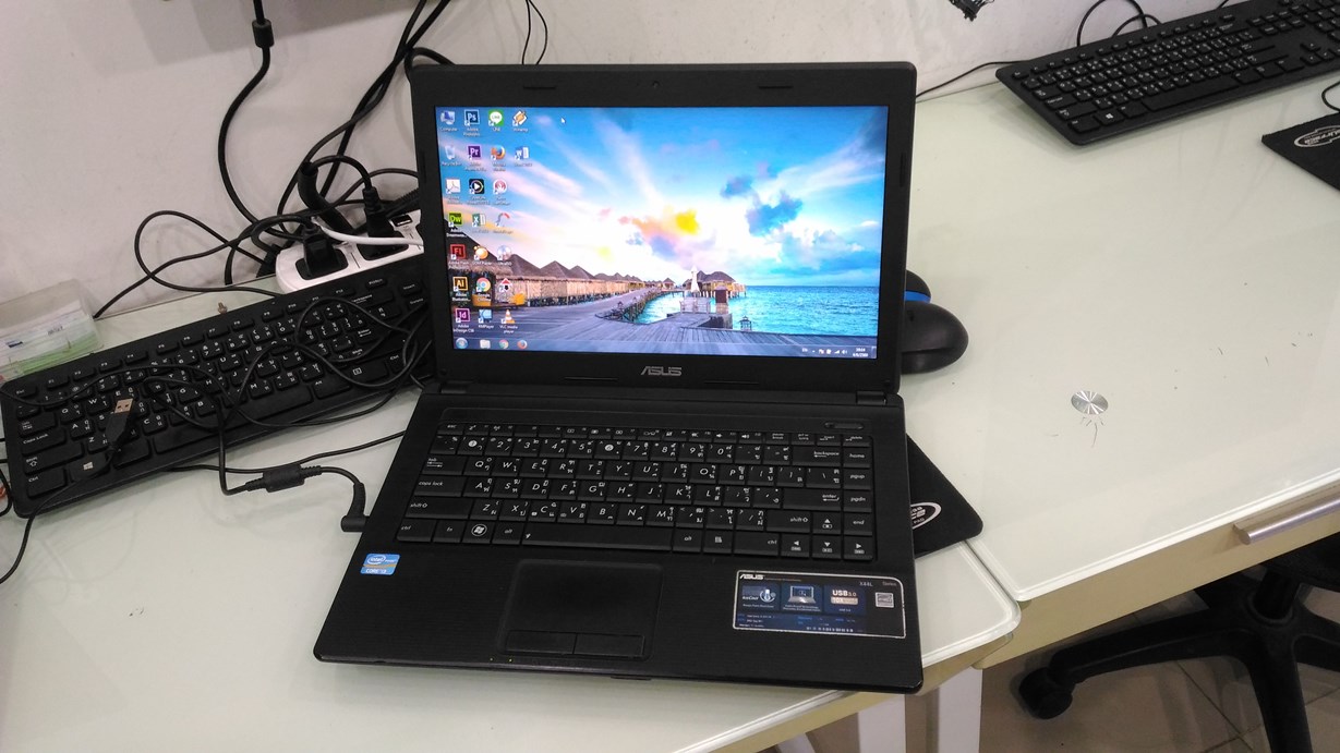 ASUS X44L