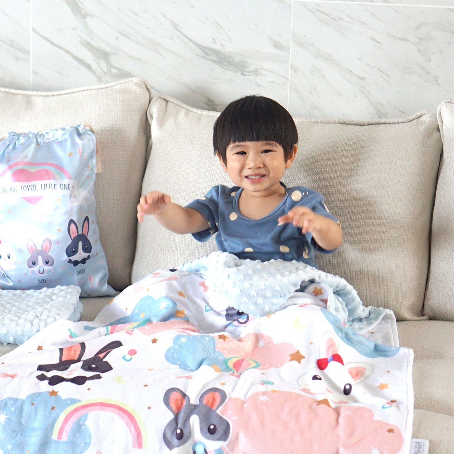 ผ้าห่ม Minky 75x100cm พร้อมส่ง ลายกระต่าย Rabbit มีสีฟ้ากับชมพู