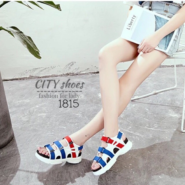 รองเท้าแตะ Style Fila disruptor sandal (สีดำ)