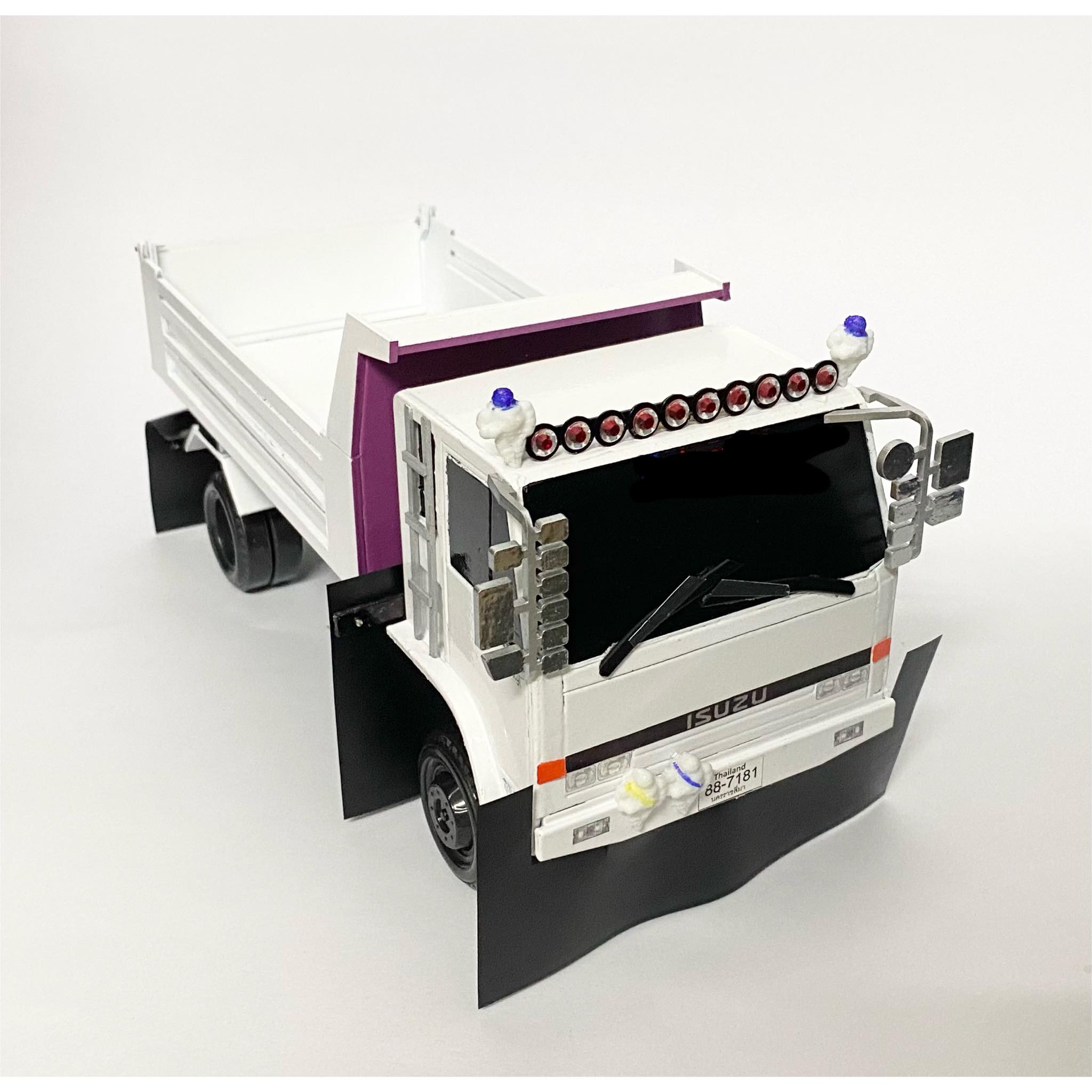 รถดั๊มพ์ 6 ล้อ อีซูสุร๊อกกี้ 1/24 พลาสติก