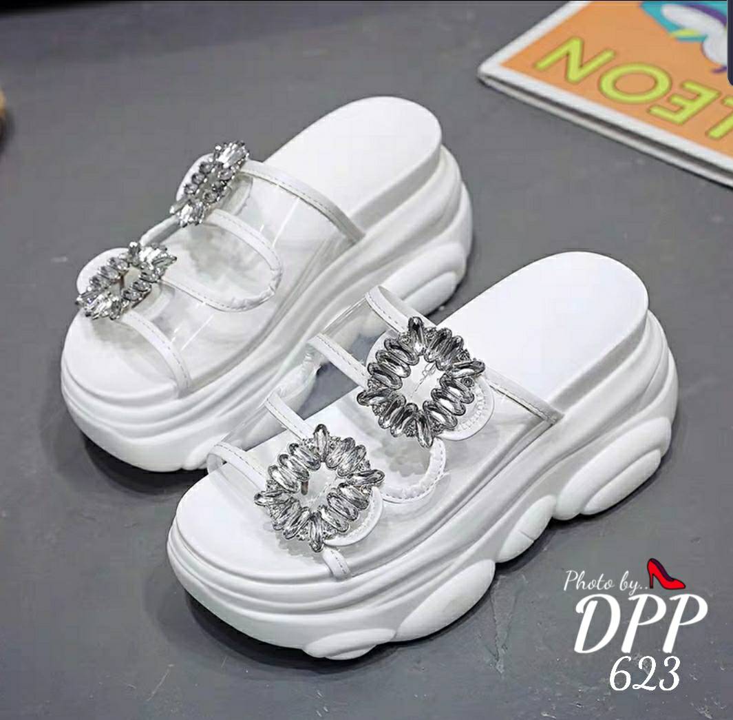 รอเท้าแตะเสริมส้น Style Roger (สีดำ)