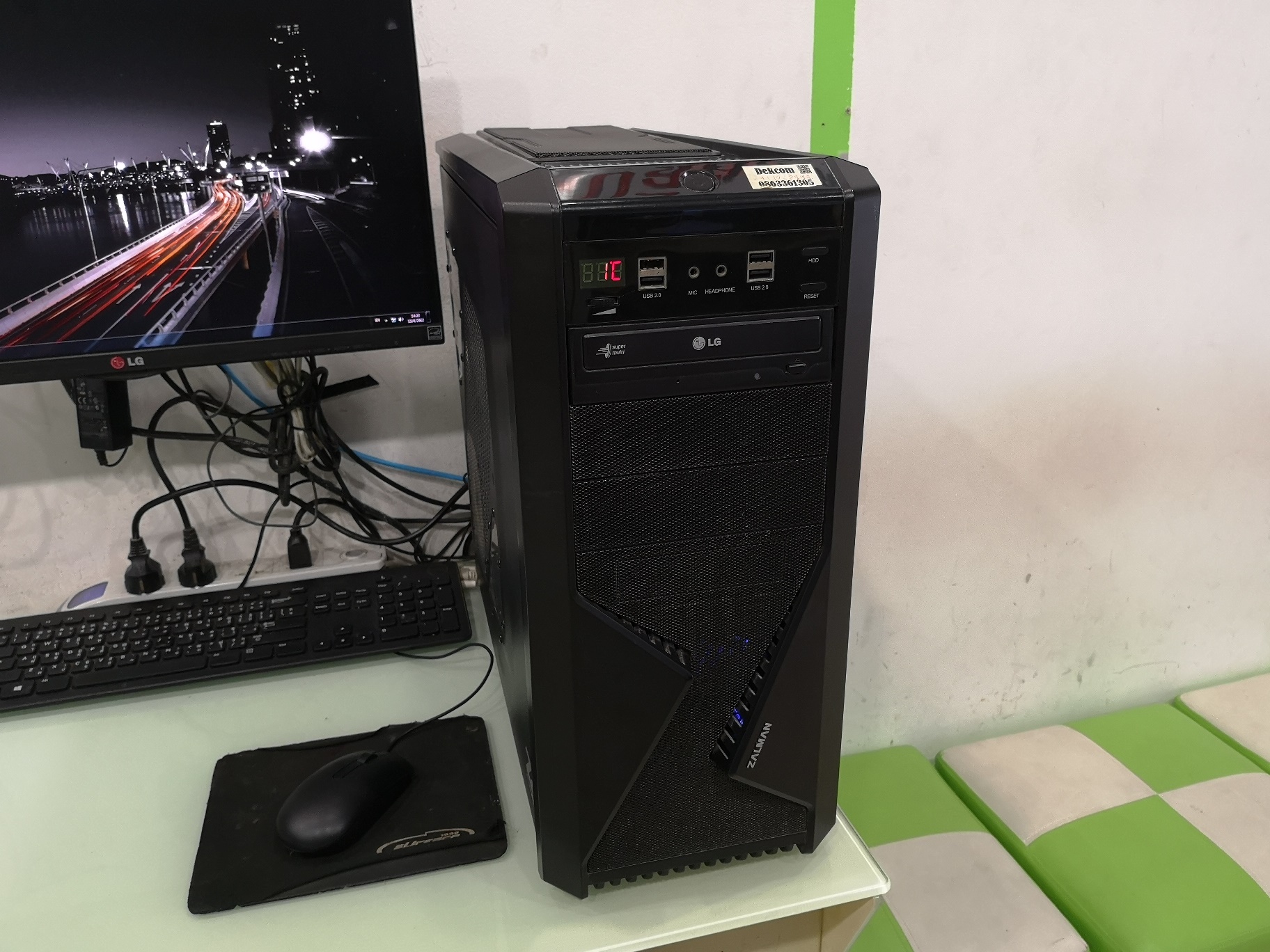 AMD Phenom II X6 1090T RX480 8GB.