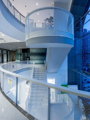 อาคารสำนักงาน ยูนิลีเวอร์ เฮ้าส์ สำนักงานให้เช่าใกล้รถไฟฟ้า MRT พระราม 9 และ ใกล้ห้างเซ็นทรัลพระราม 9 กรุงเทพฯ