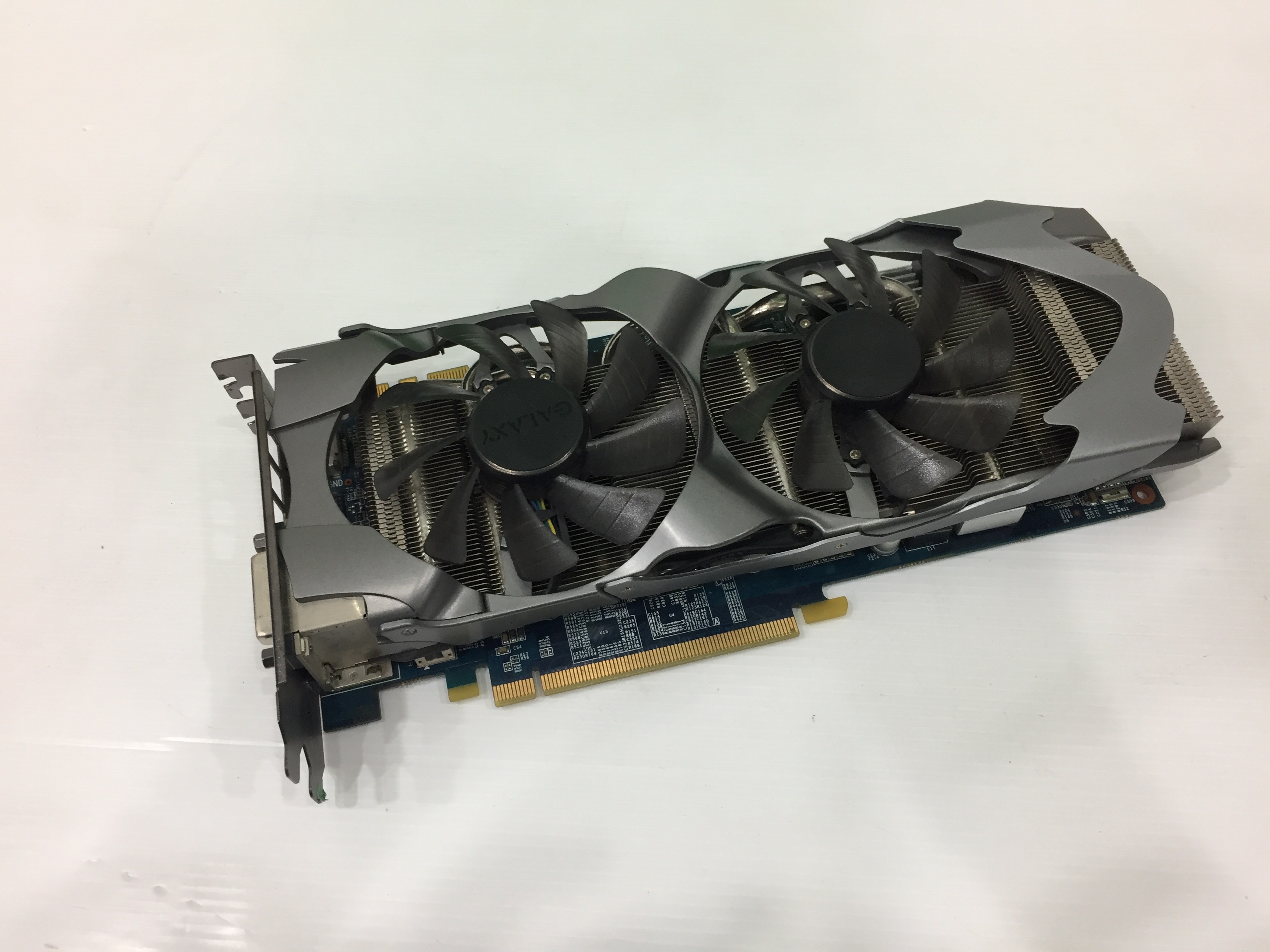 GALAX GTX660Ti GC 2GB. DDR-5 192Bit